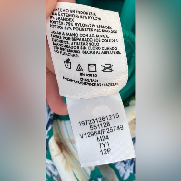 Land’s End Women's Petite Side Tie Mini Green/Floral Swim Dress Swimsuit; 12P - Picture 9 of 9